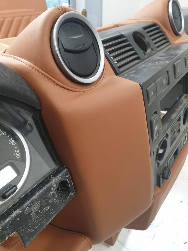 1999 Land Rover Defender 17
