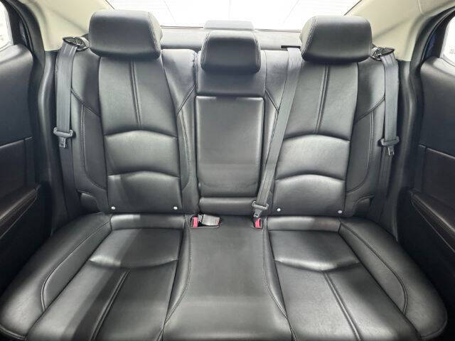 2018 Mazda MAZDA3 Touring