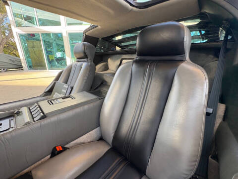 1981 DeLorean DMC-12