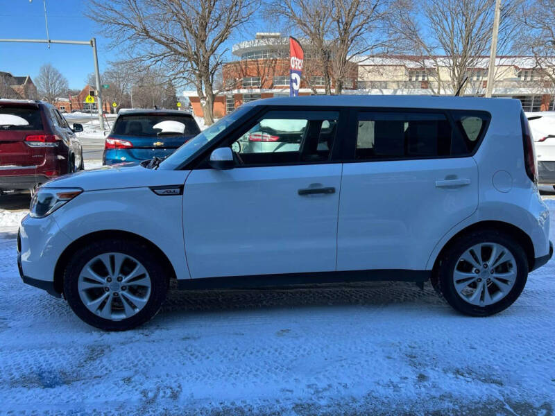 2016 Kia Soul for sale at Mulder Auto Tire and Lube in Orange City IA