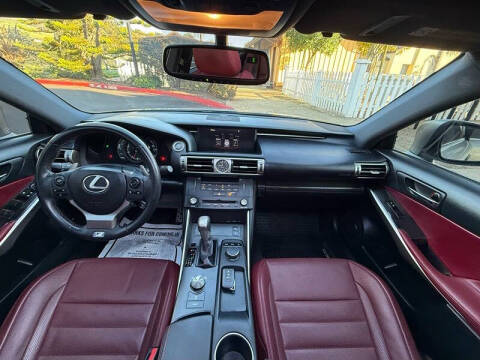 2015 Lexus IS 250