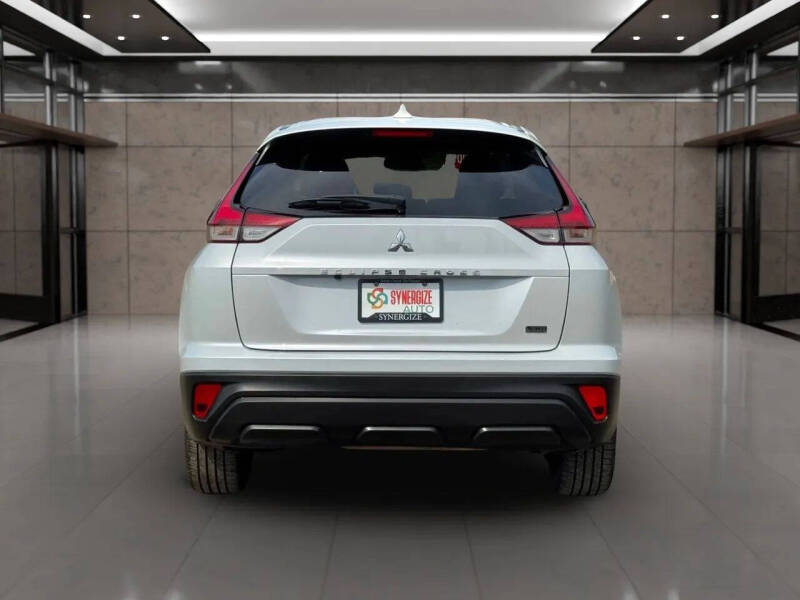 2022 Mitsubishi Eclipse Cross LE