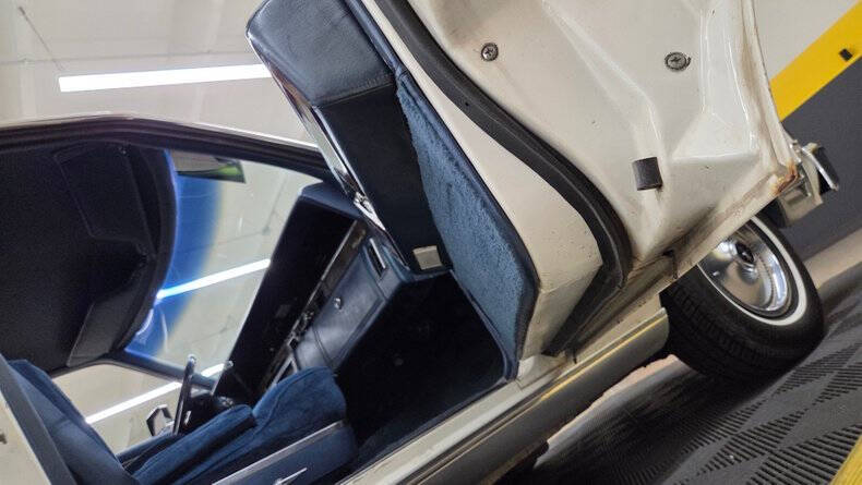 1977 Lincoln Continental