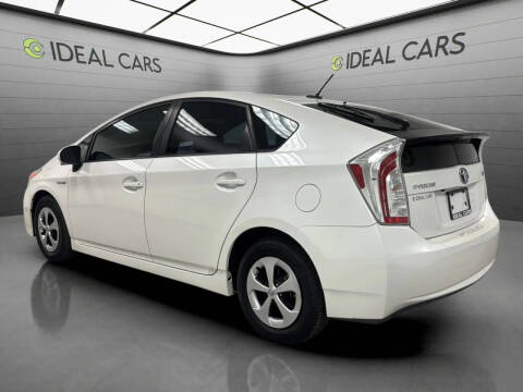 2012 Toyota Prius Three
