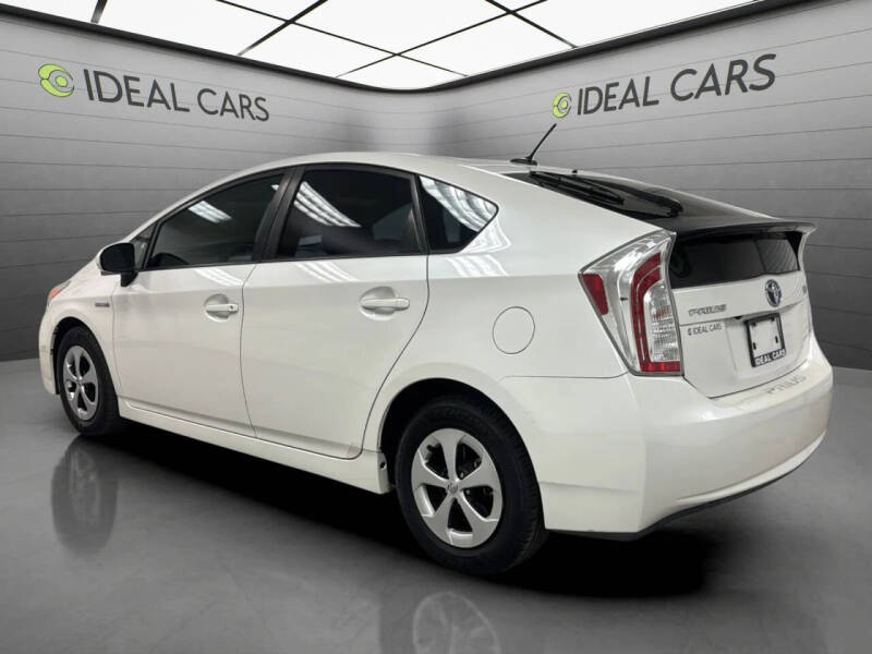 2012 Toyota Prius Three