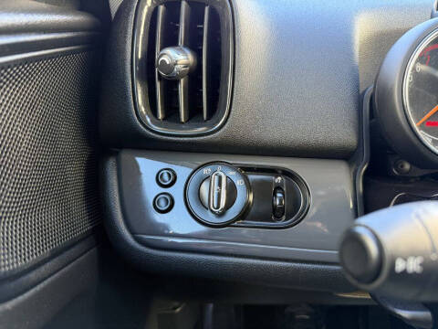 2017 MINI Countryman Cooper