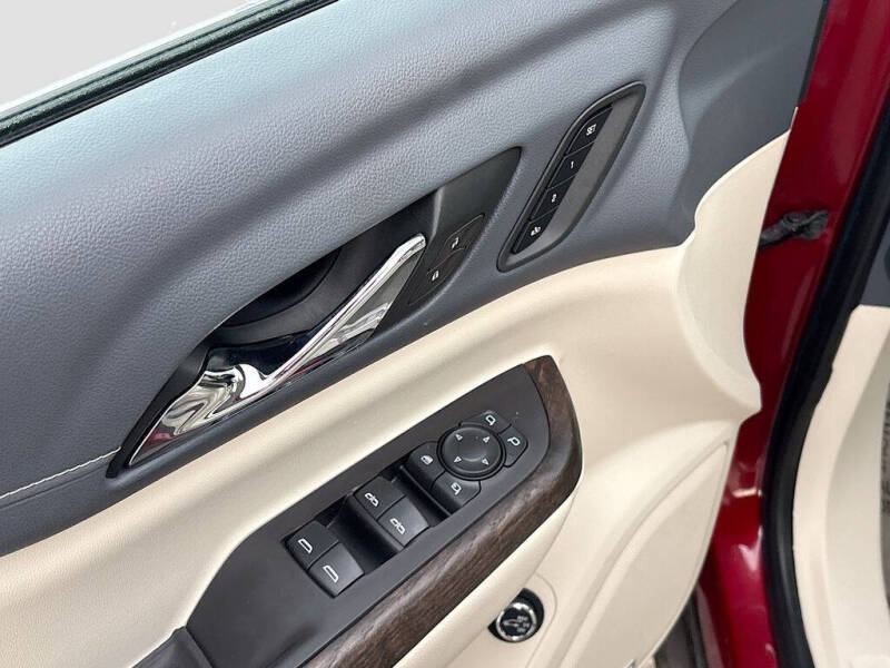 2020 GMC Acadia Denali