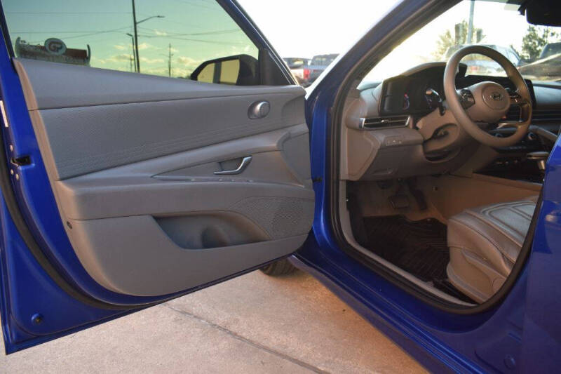 2023 Hyundai Elantra