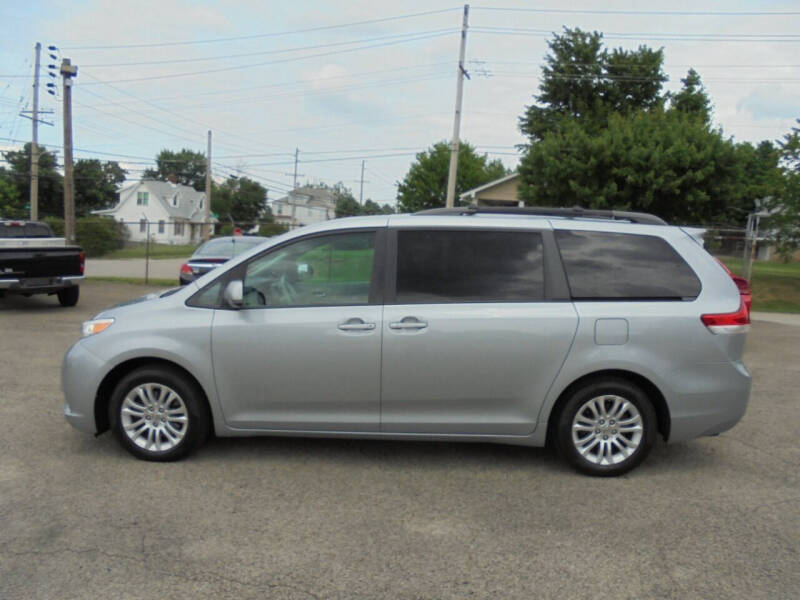 2011 Toyota Sienna XLE 8-Passenger