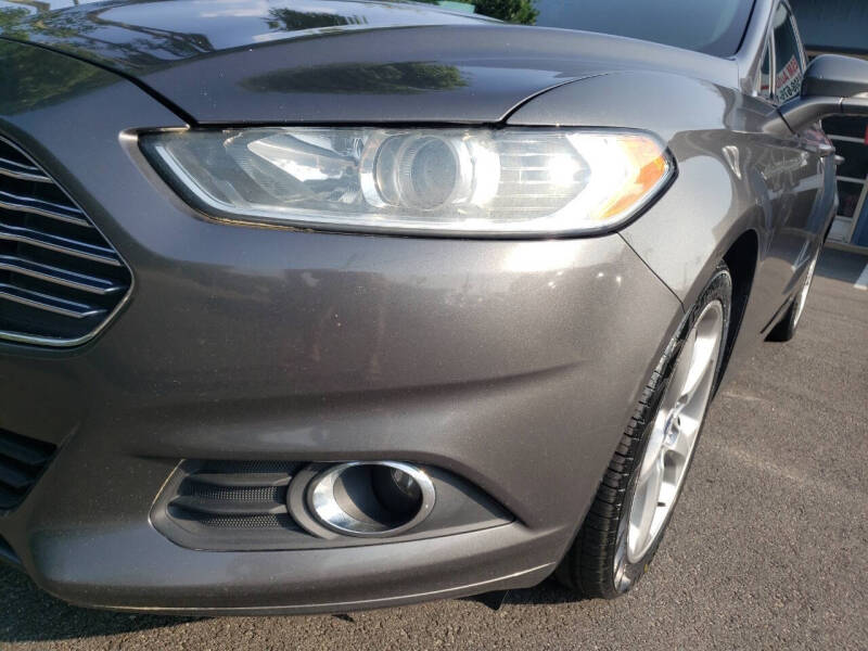 2015 Ford Fusion SE