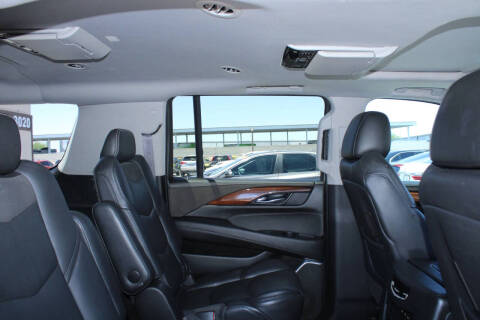 2017 Cadillac Escalade ESV Luxury
