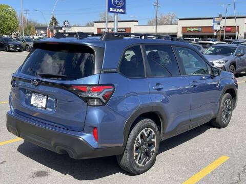 2025 Subaru Forester Premium