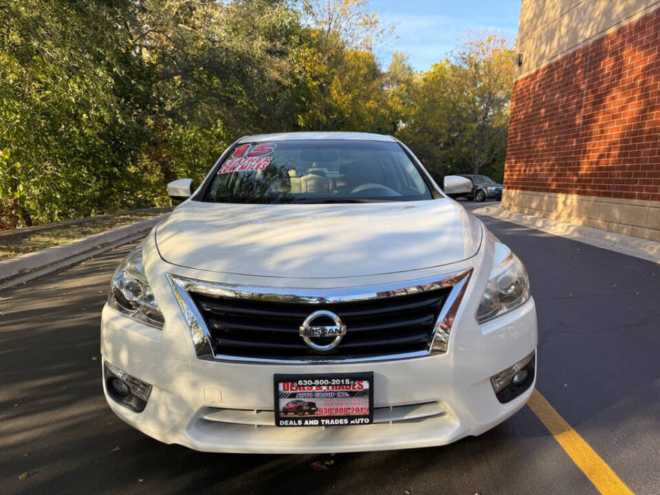 2015 Nissan Altima for sale at Deals & Trades in Aurora, IL