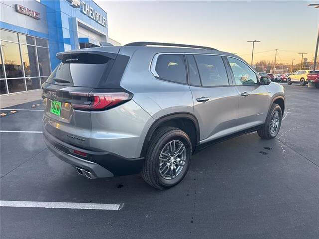 2025 GMC Acadia Elevation