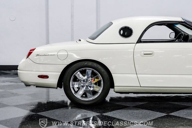 2002 Ford Thunderbird Deluxe