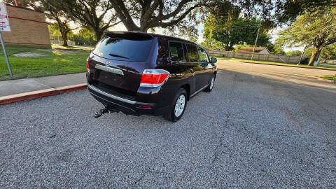 2013 Toyota Highlander Plus