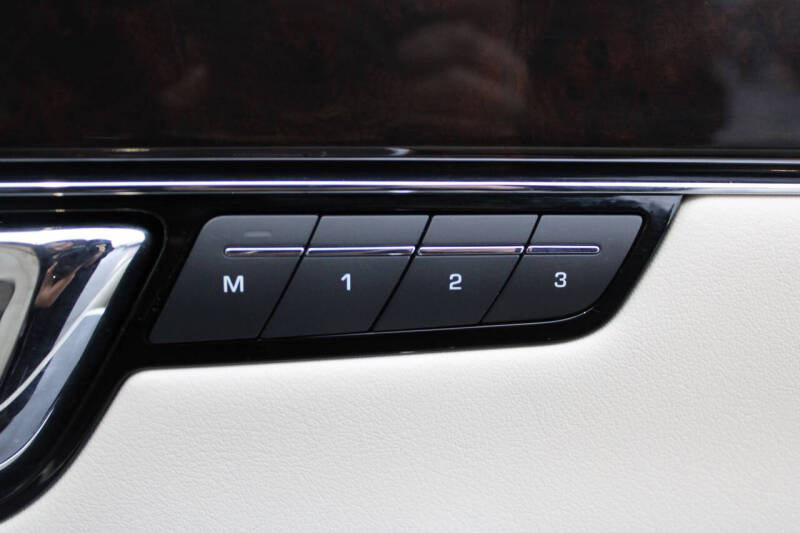 2019 Jaguar XJL Portfolio