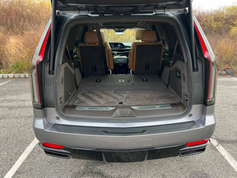 2021 Cadillac Escalade Sport