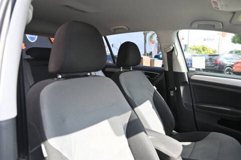 2016 Volkswagen e-Golf SE