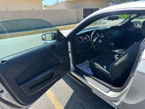 2010 Ford Mustang V6 Premium