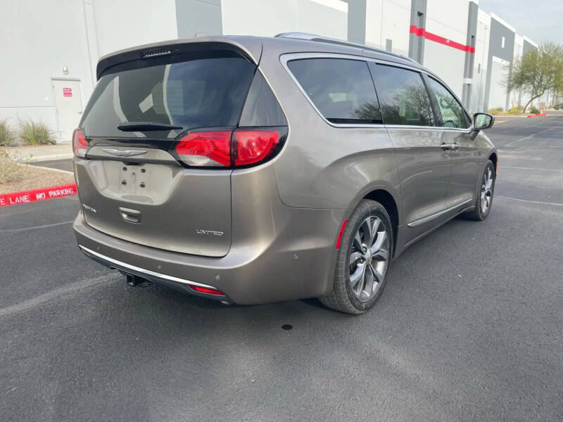 2017 Chrysler Pacifica Limited