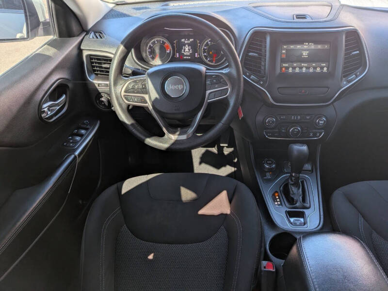 2019 Jeep Cherokee Latitude