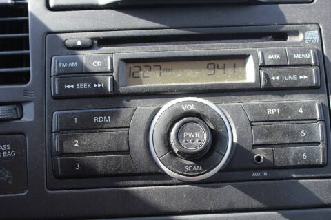 2012 Nissan Versa 1.8 S