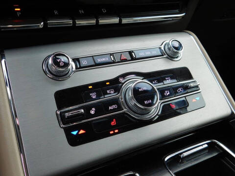 2022 Lincoln Aviator Standard