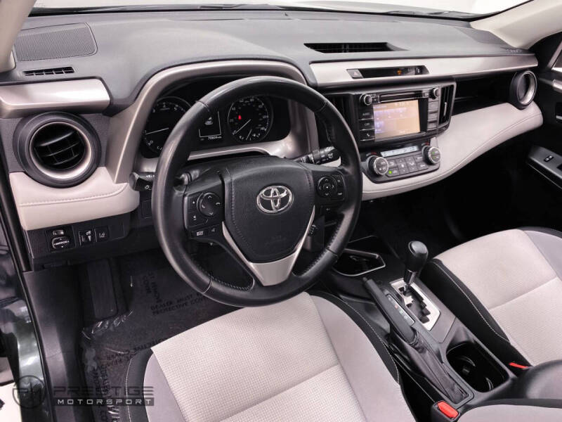2017 Toyota RAV4 XLE