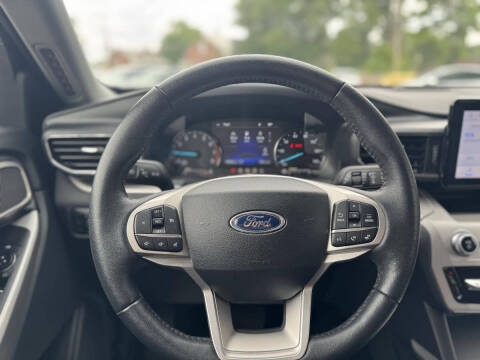 2024 Ford Explorer XLT