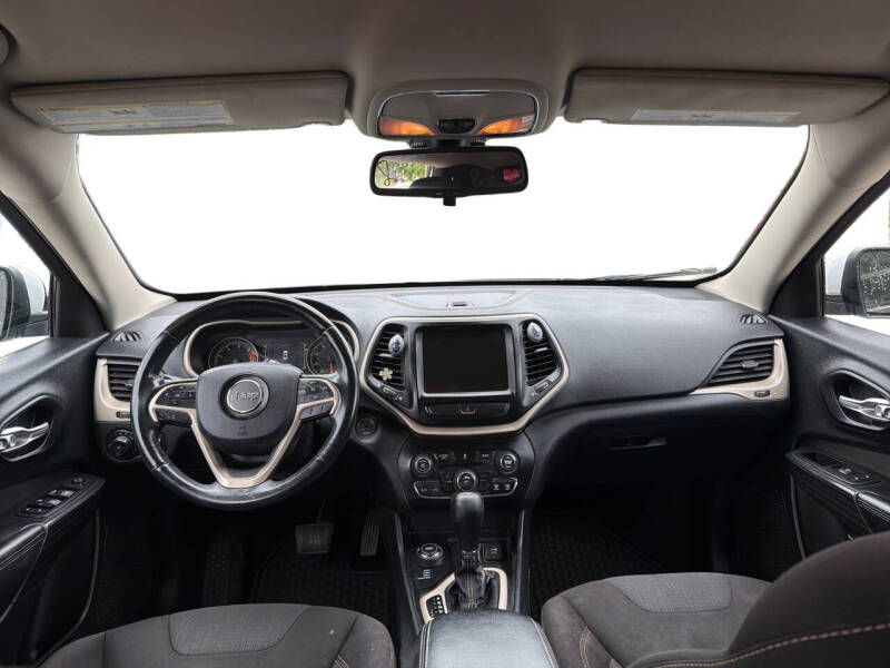 2016 Jeep Cherokee
