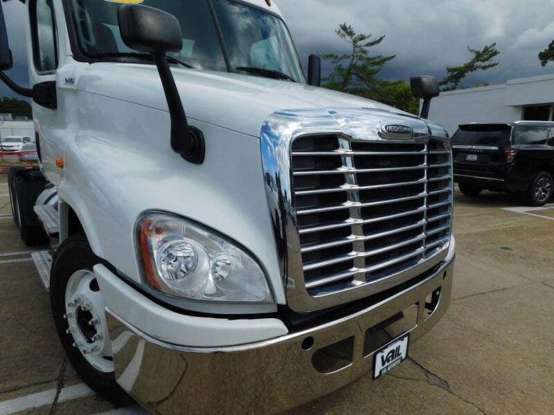 2015 Freightliner Cascadia