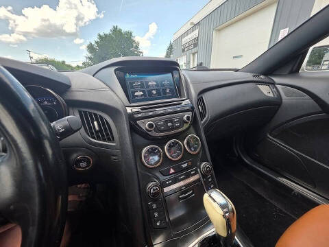 2013 Hyundai Genesis Coupe 3.8 Grand Touring