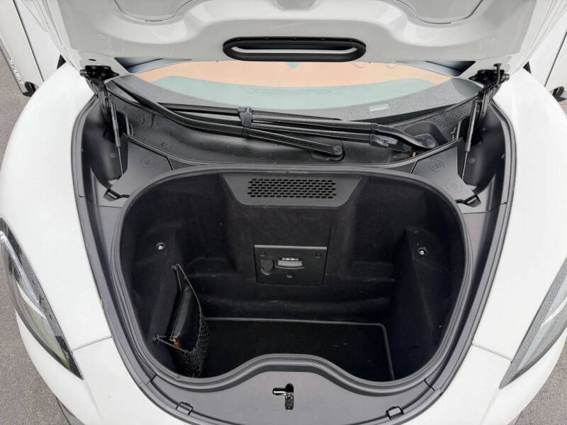 2017 McLaren 570GT