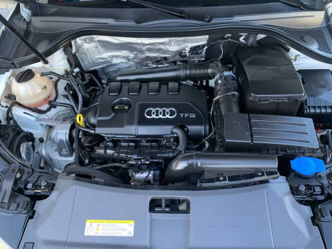 2017 Audi Q3 2.0T Premium