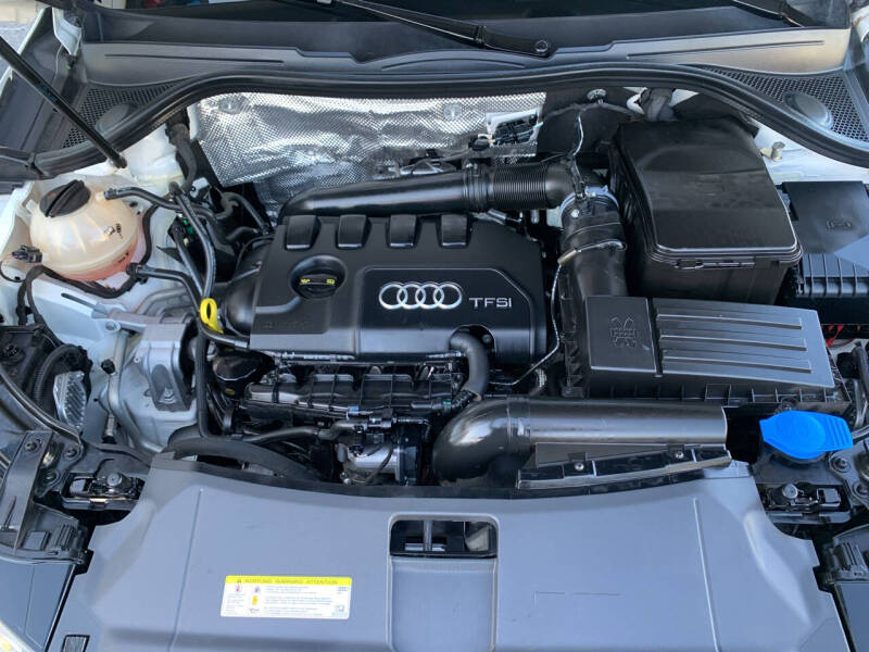 2017 Audi Q3 2.0T Premium