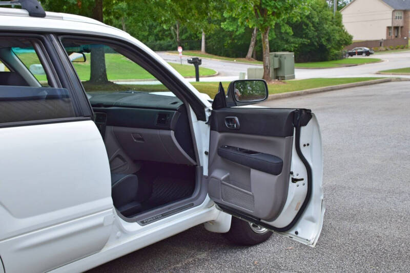 2005 Subaru Forester XT photo 40