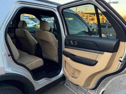 2017 Ford Explorer