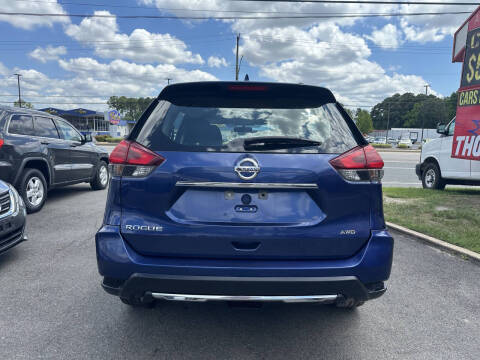 2018 Nissan Rogue SV