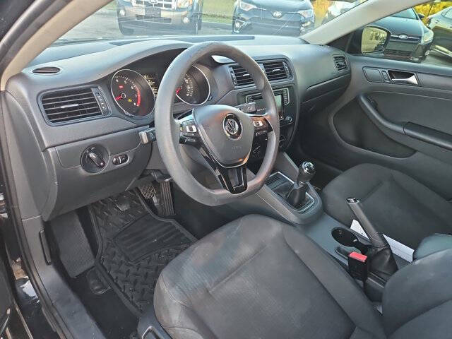 2016 Volkswagen Jetta