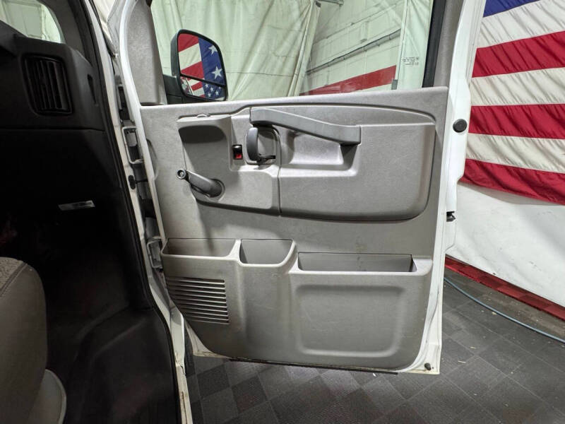 2018 Chevrolet Express 2500