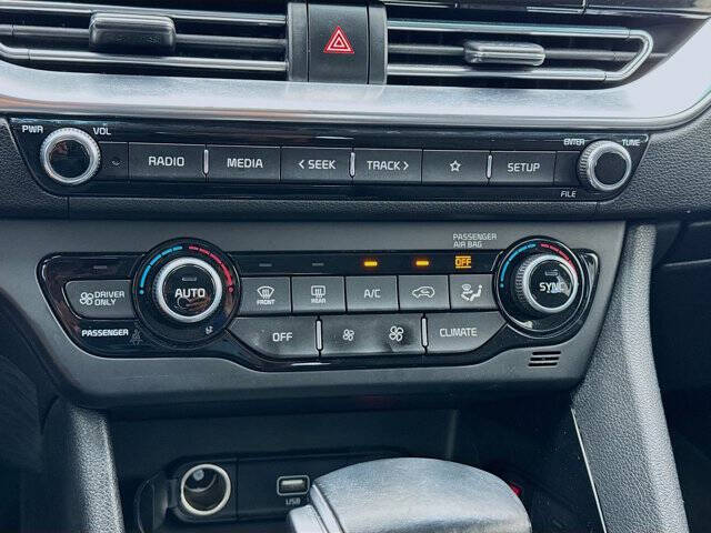 2022 Kia Niro Plug-In Hybrid LXS