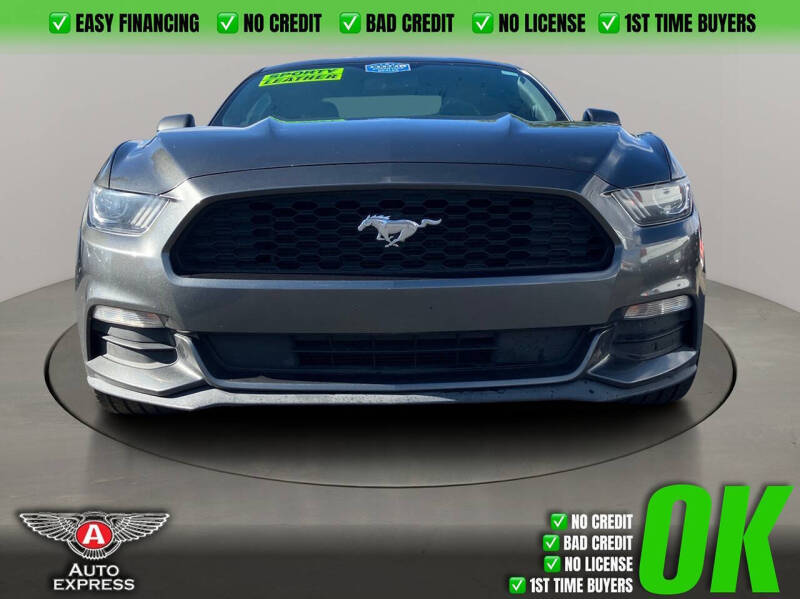 2017 Ford Mustang V6