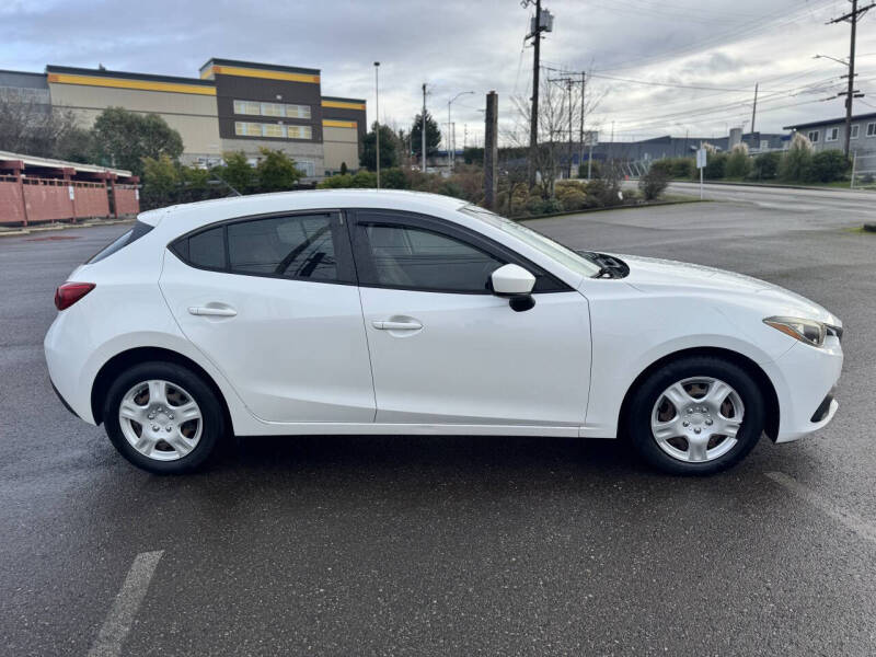 2014 Mazda MAZDA3 i Sport