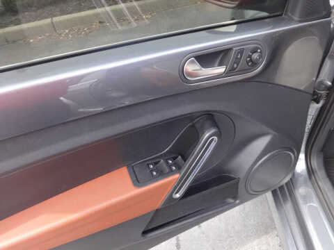 2017 Volkswagen Beetle Convertible 1.8T Classic