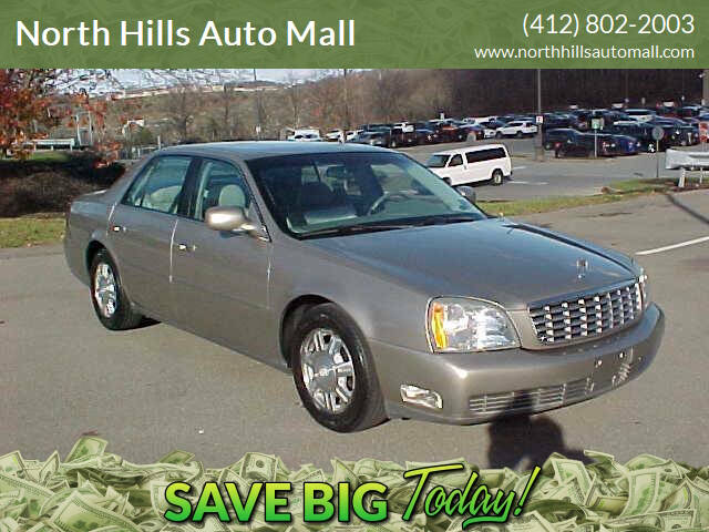 Tan 2004 Cadillac DeVille Base 4dr Sedan 1