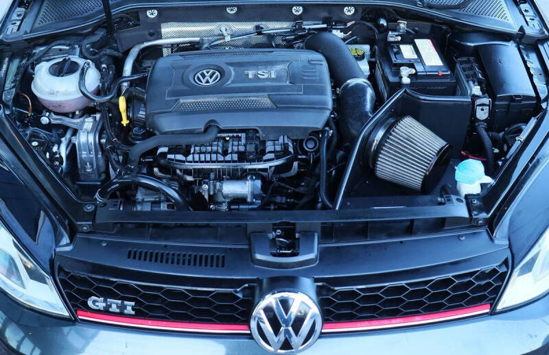 2015 Volkswagen Golf GTI SE