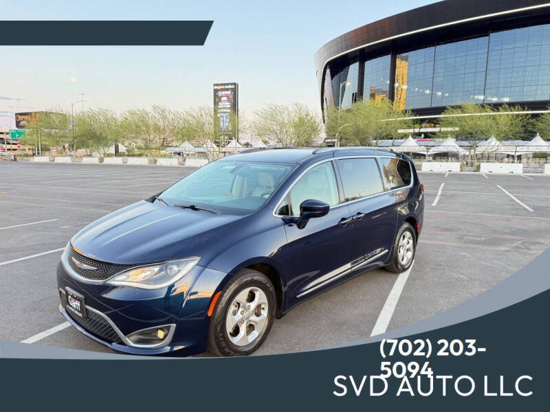 2017 Chrysler Pacifica Touring-L Plus