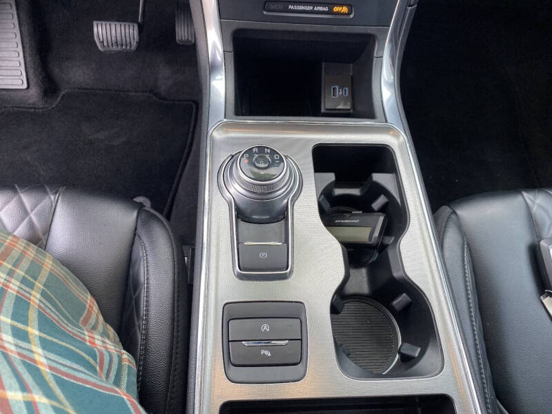 2023 Ford Edge Titanium