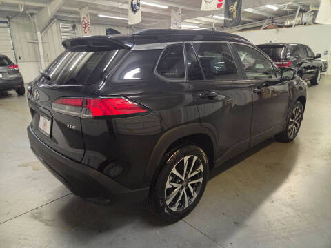 2024 Toyota Corolla Cross XLE
